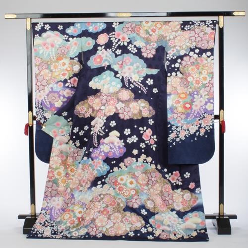 振り袖レンタル【今月限定のお薦め柄】